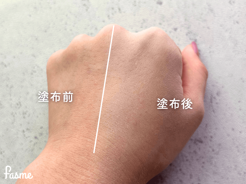 ベージュ